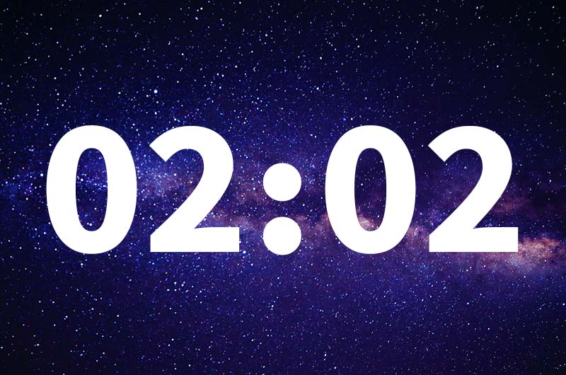 معنای عدد تکراری (ساعت آینه) 02:02 در علم اعداد